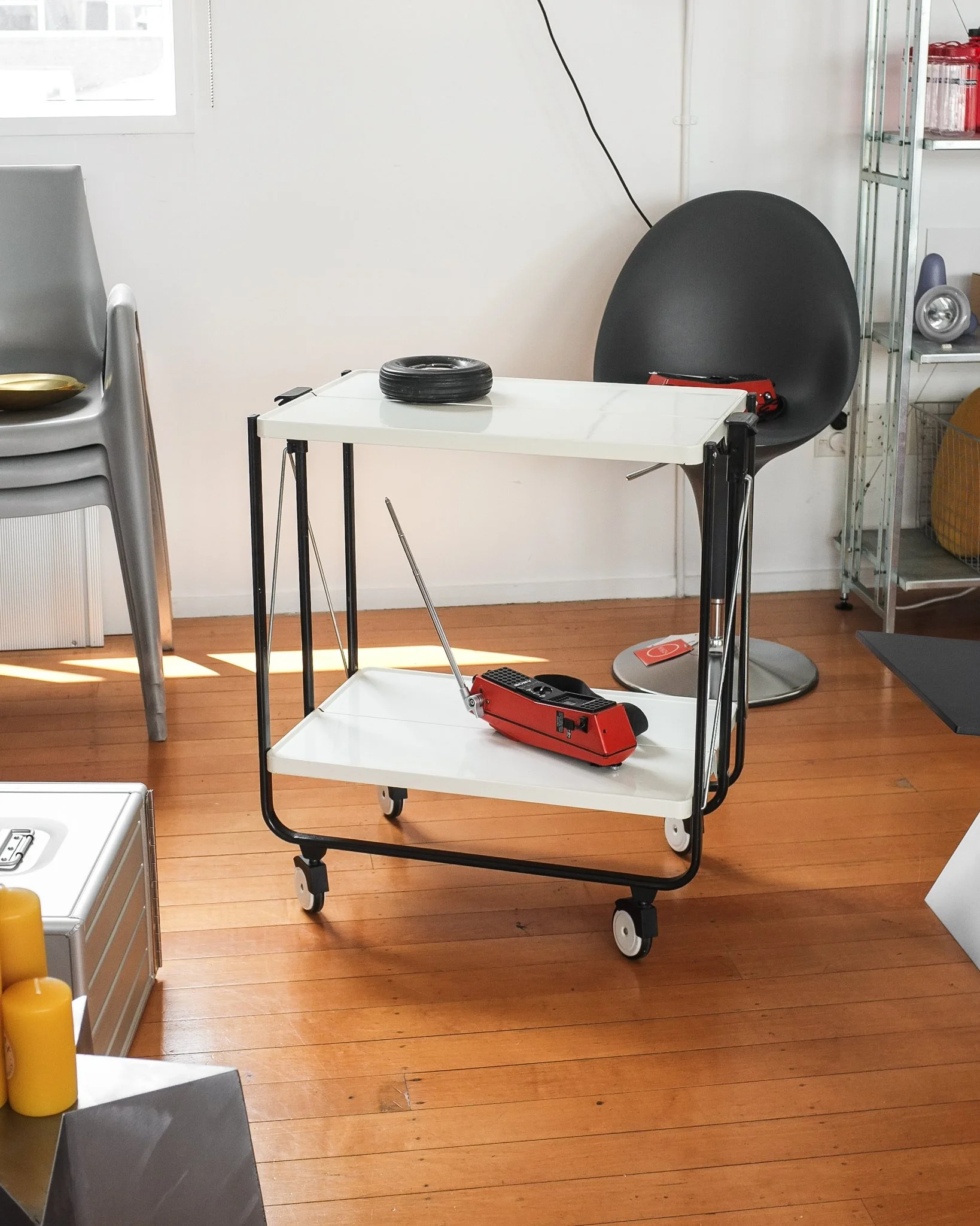 1227-161 MAGIS RONDINE DESIGN KITA 折りたたみ机　 Folding 'Rondine' Chair by Toshiyuki Kita for Magis — KIOSK